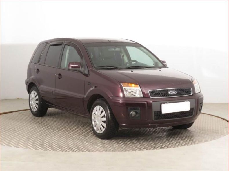 Ford Fusion - hlavní foto