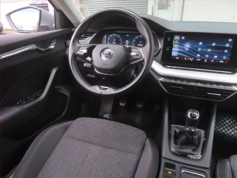 Škoda Octavia - hlavní fotka