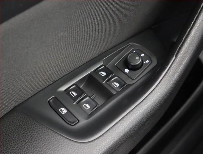 Volkswagen Passat - hlavní fotka