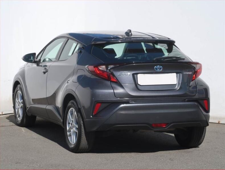 Toyota C-HR - hlavní fotka