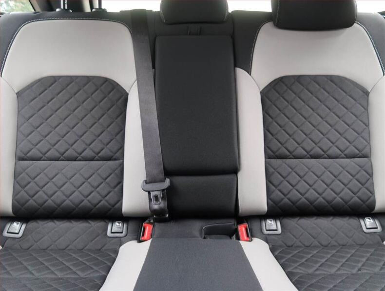 Kia Cee'd - hlavní fotka