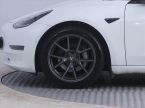 Tesla Model 3 - fotka číslo 12