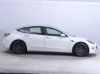 Tesla Model 3 - fotka číslo 5