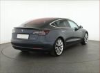 Tesla Model 3 - fotka číslo 4