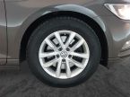 Volkswagen Passat - fotka číslo 14