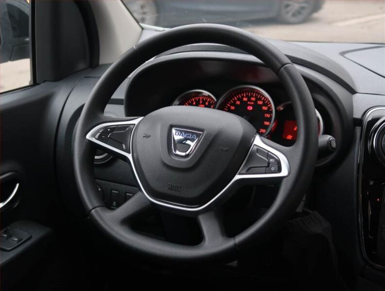 Dacia Lodgy - hlavní fotka