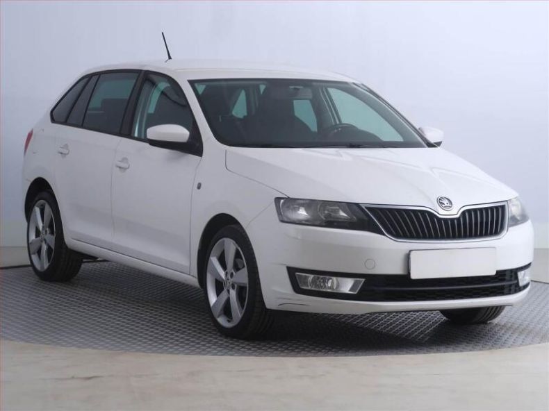 Škoda Rapid - hlavní foto