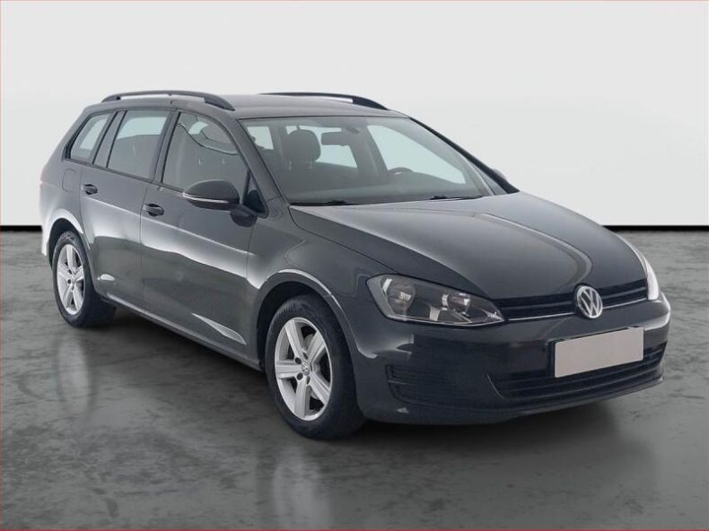 Volkswagen Golf - hlavní fotka