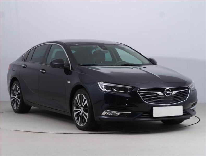 Opel Insignia - hlavní foto