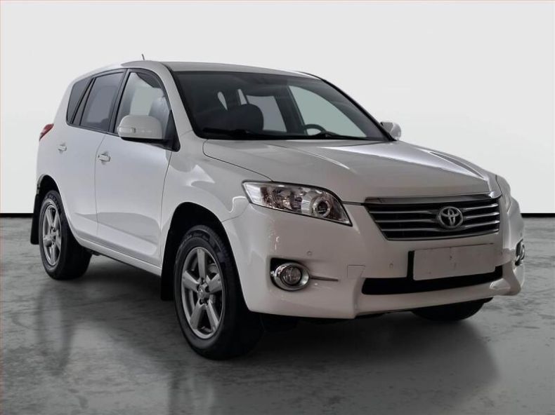 Toyota RAV 4 - hlavní foto