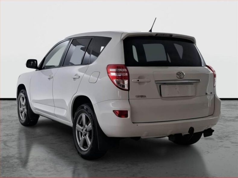Toyota RAV 4 - hlavní fotka