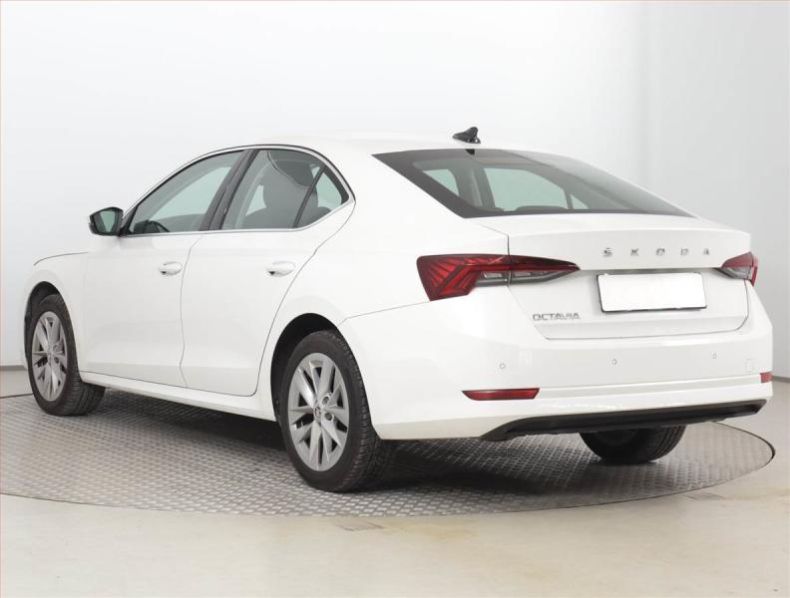 Škoda Octavia - hlavní fotka