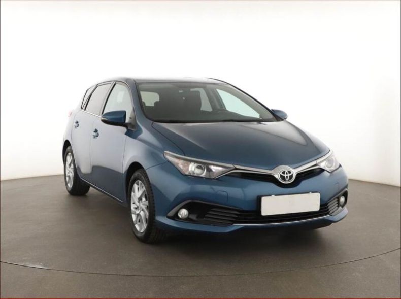 Toyota Auris - hlavní foto