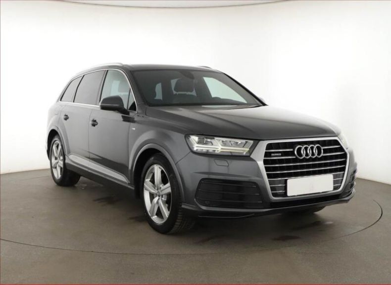 Audi Q7 - hlavní foto