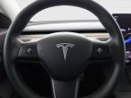 Tesla Model 3 - fotka číslo 7