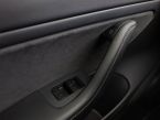 Tesla Model 3 - fotka číslo 16