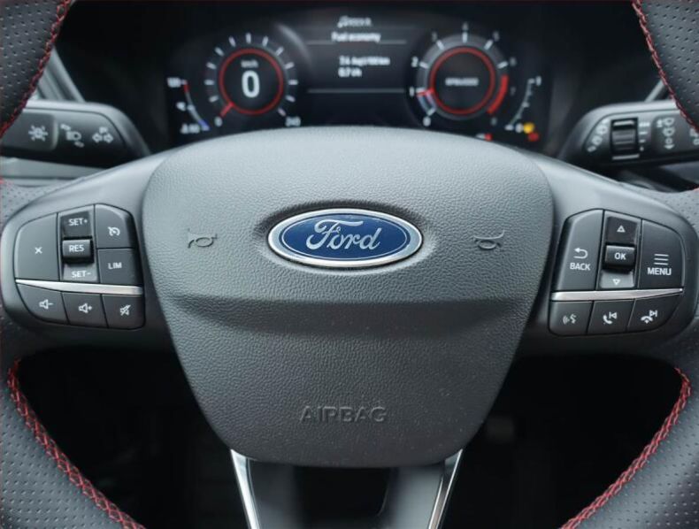 Ford Kuga - hlavní fotka