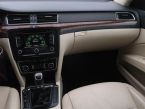 Škoda Superb - fotka číslo 7