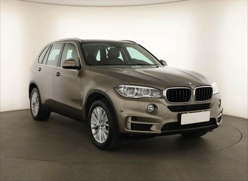 BMW X5 - hlavní foto