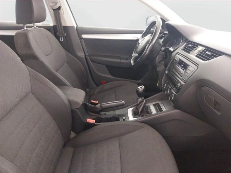 Škoda Octavia - hlavní fotka