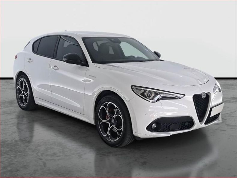 Alfa Romeo Stelvio - hlavní foto