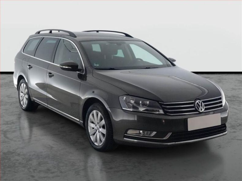 Volkswagen Passat - hlavní fotka
