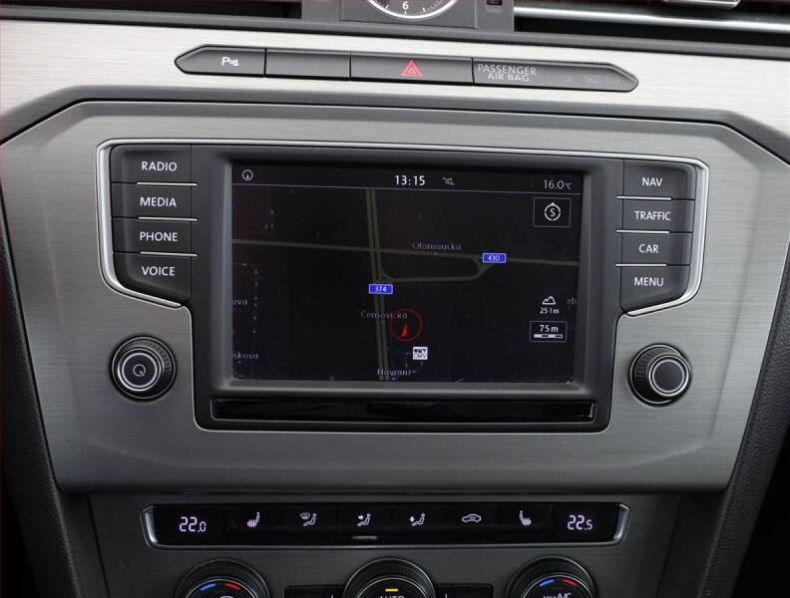 Volkswagen Passat - hlavní fotka