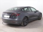 Tesla Model 3 - fotka číslo 4