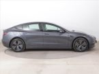 Tesla Model 3 - fotka číslo 5