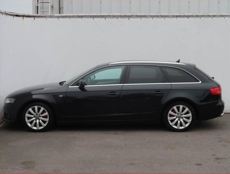 Audi A4 - hlavní fotka