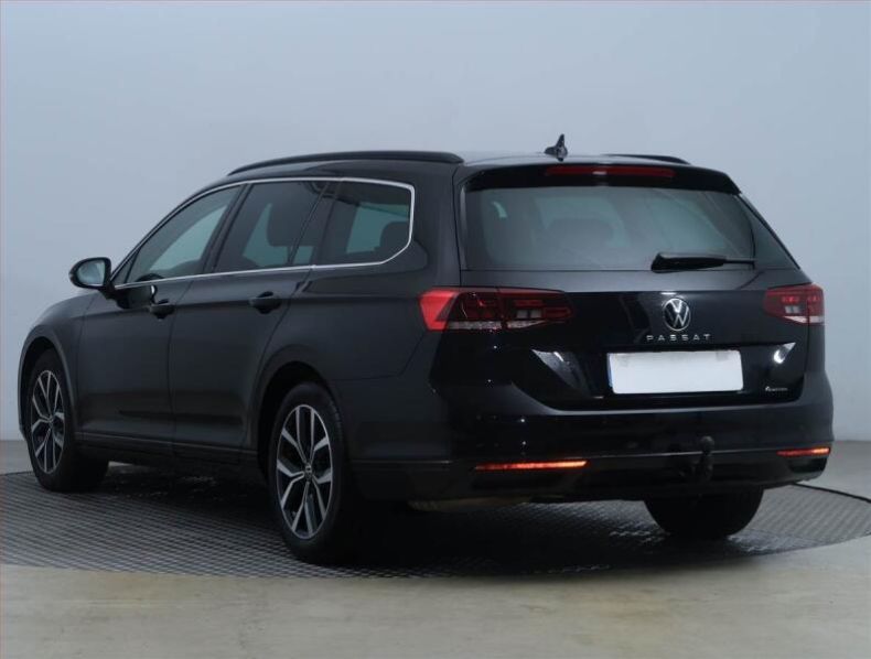 Volkswagen Passat - hlavní fotka