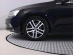 Volkswagen Jetta - fotka číslo 14