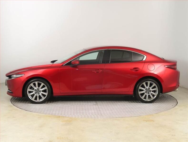 Mazda 3 - hlavní fotka