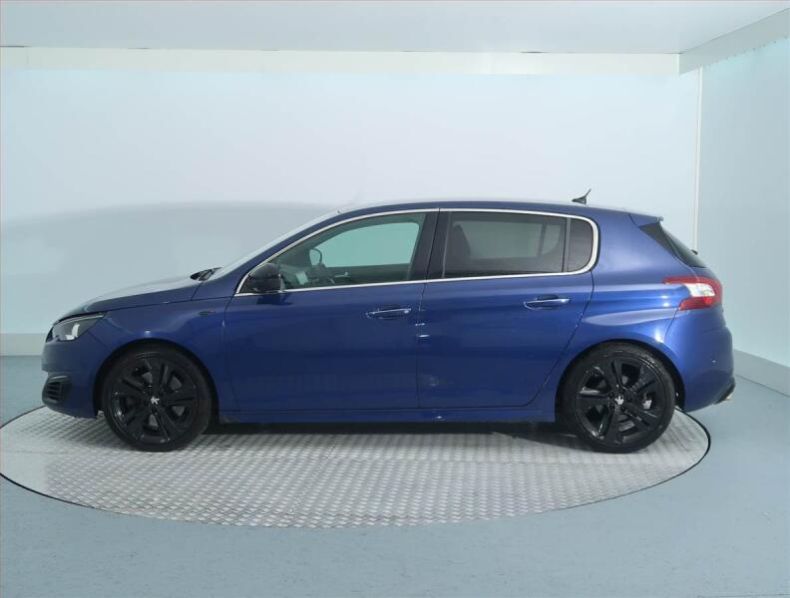 Peugeot 308 - hlavní fotka