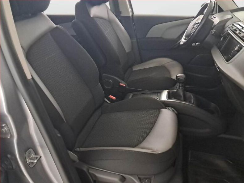 Citroën C4 Picasso - hlavní fotka