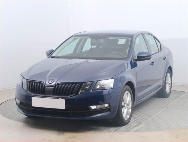 Škoda Octavia - hlavní fotka