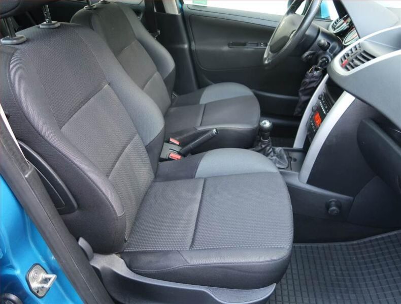 Peugeot 207 - hlavní fotka