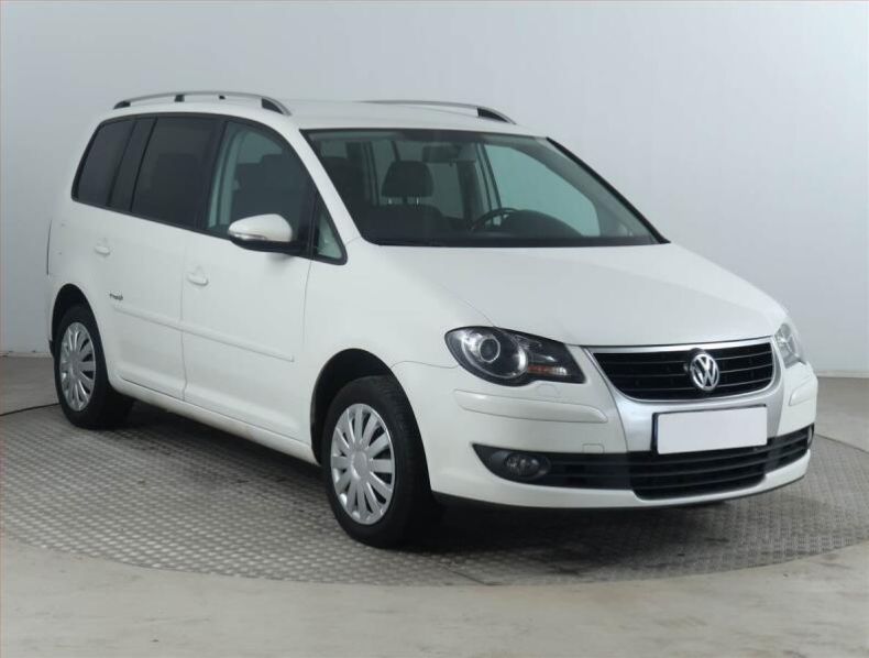 Volkswagen Touran - hlavní foto