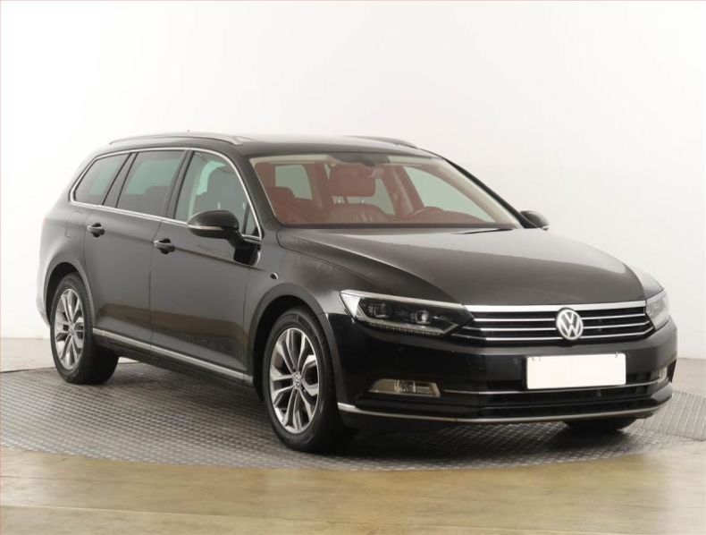Volkswagen Passat - hlavní foto