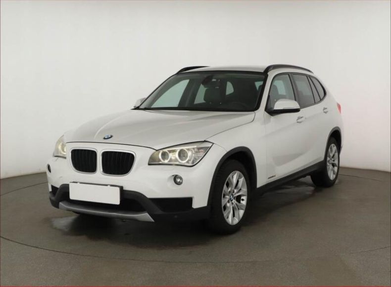 BMW X1 - hlavní foto