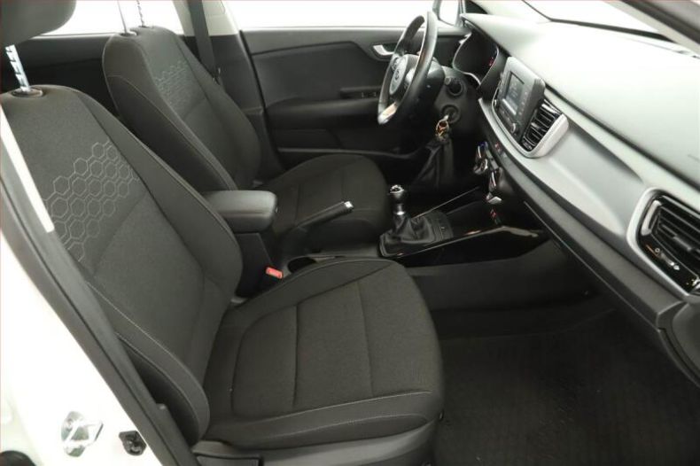 Kia Rio - hlavní fotka