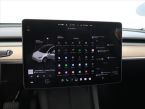 Tesla Model Y - fotka číslo 16