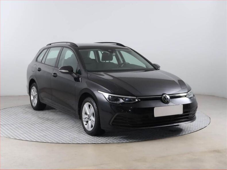 Volkswagen Golf - hlavní foto