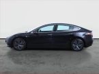 Tesla Model 3 - fotka číslo 2