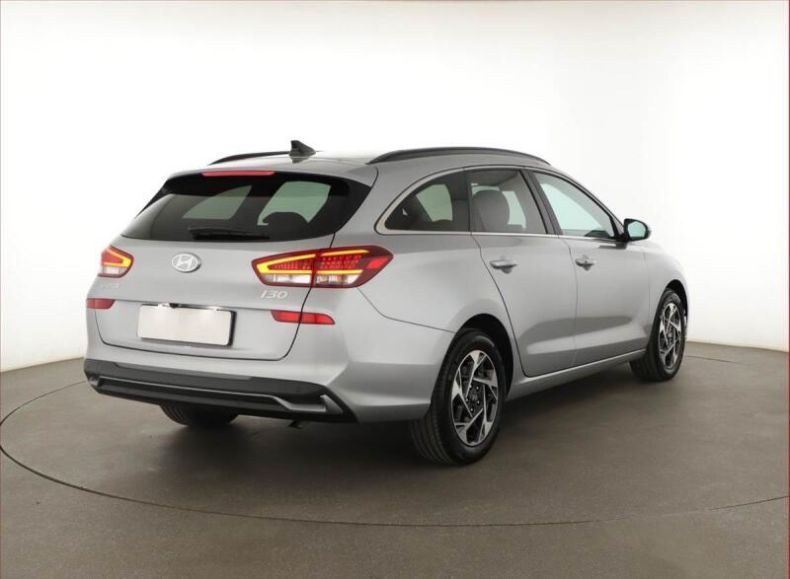 Hyundai i30 - hlavní fotka