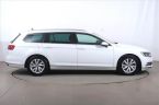 Volkswagen Passat - fotka číslo 5