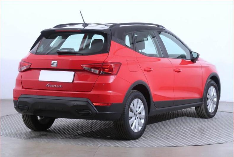 Seat Arona - hlavní fotka