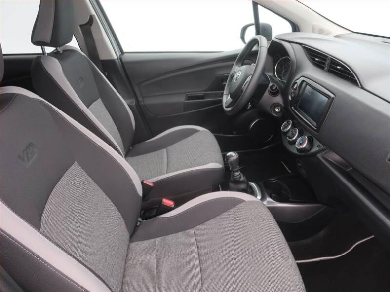 Toyota Yaris - hlavní fotka