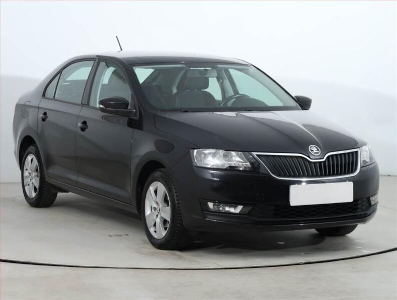 Škoda Rapid - hlavní foto