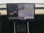 Tesla Model 3 - fotka číslo 11